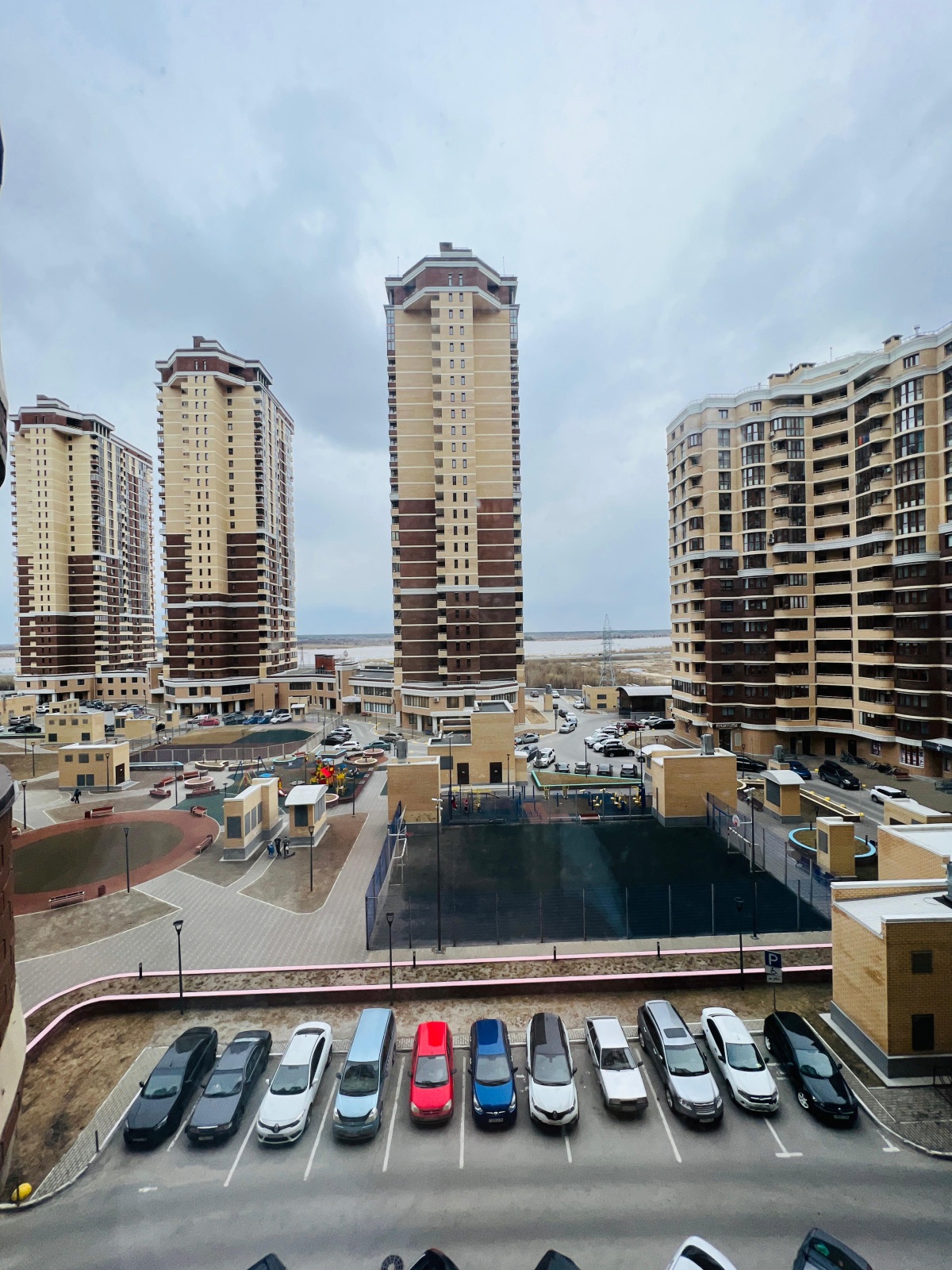 Apartments by Xasanov 2-ком.квартира на Мелик Карамова 4
