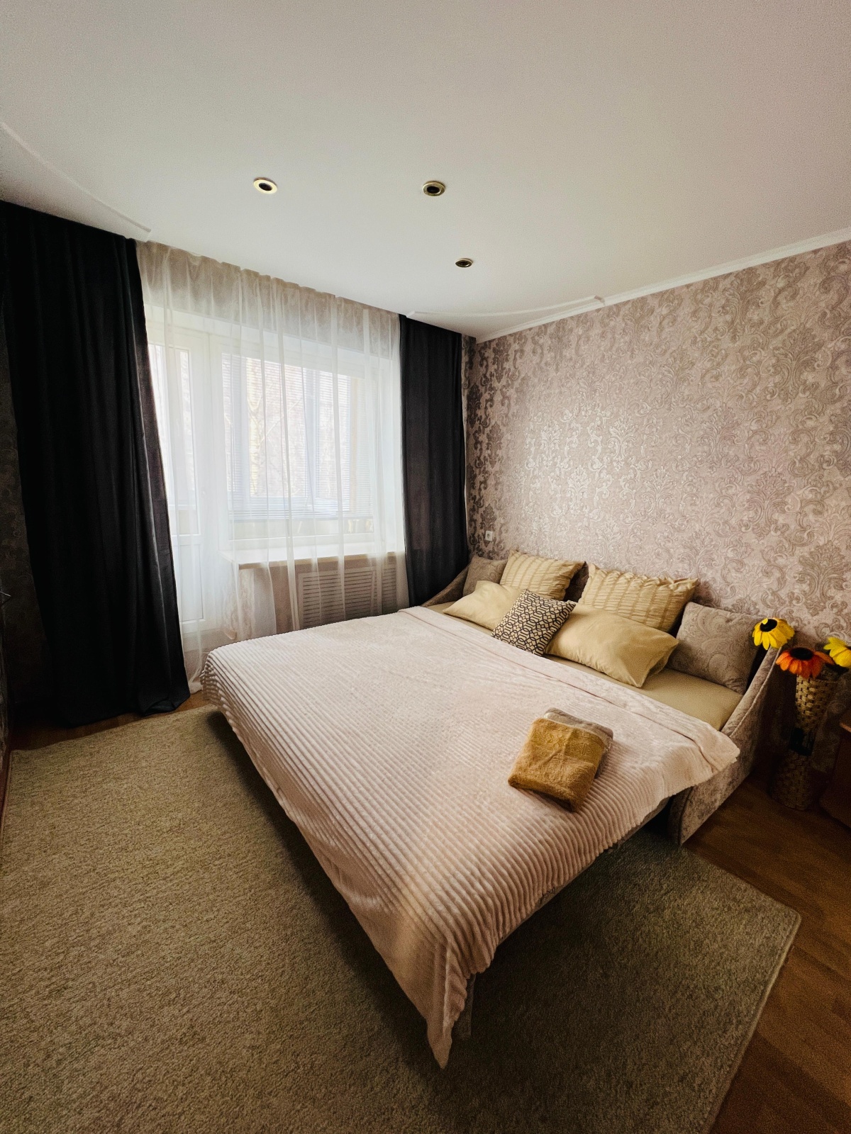 Apartments by Xasanov 2-ком.квартира на Бажова 15