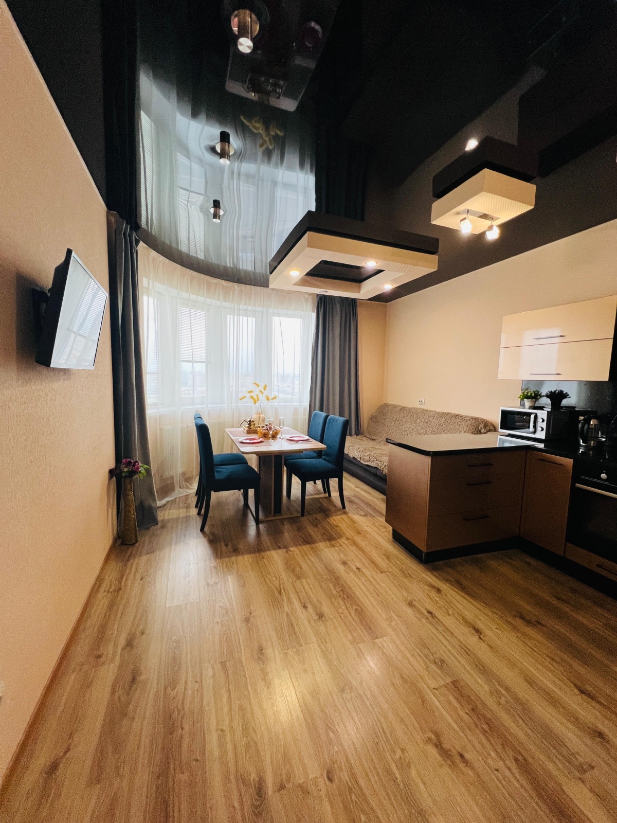 Apartments by Xasanov 2-ком.квартира на Мелик Карамова 4