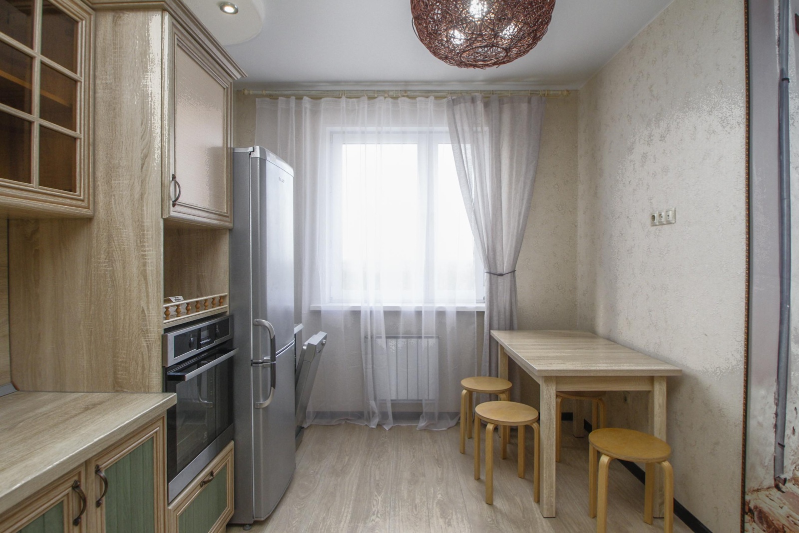 2 комнатная квартира на Крылова 38